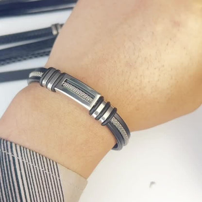 Fashionable stainless steel bracelet